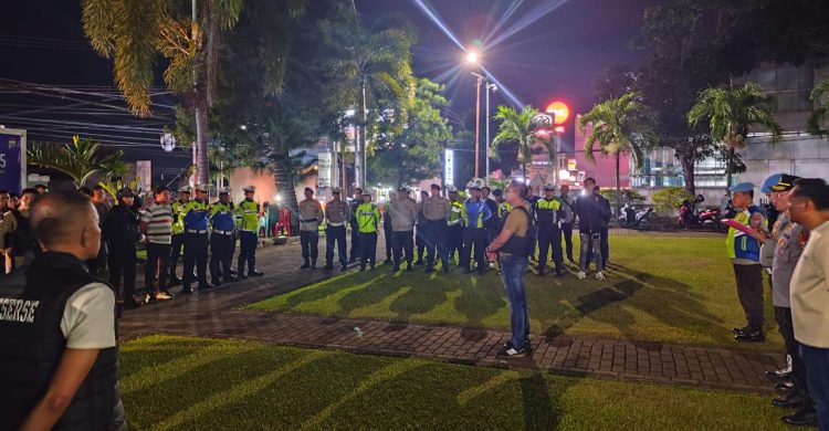 Polres Bitung Laksanakan Apel Kesiapan Pelaksanaan Kegiatan Rutin Yang Ditingkatkan (KRYD) Antisipasi Malam Minggu