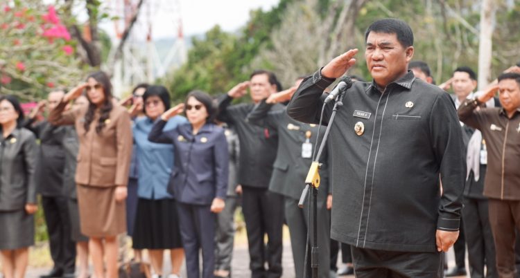 Ziarah ke Makam Mantan Gubernur Warnai HUT ke-61 Provinsi Sulawesi Utara