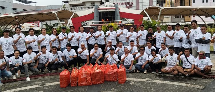 Berbagi Kasih di HUT ke 61 Provinsi Sulawesi Utara, Ormas PA, ESAAN NE TU,A TU,A MINAESA Bawa Kehangatan untuk Masyarakat