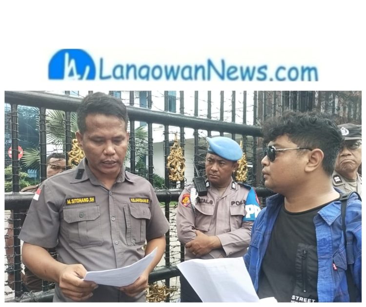PERMADA Gelar Aksi Unjuk Rasa di Kejati Sumut: Desak Periksa Kades Timbang Jaya, Bahorok-Langkat