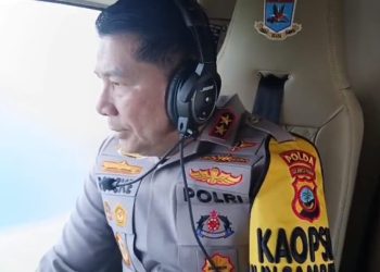 Gunakan Heli Bell 429/P-3202, Kapolda Sulut Lakukan Pantauan Lalin Kota Manado dan Operasi Lilin Samrat di Minsel