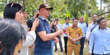 Sidang Lokasi Sengketa Lahan Desa Sea, PN Manado Tinjau Langsung Objek Perkara