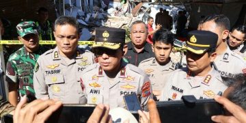 Wakapolda Sulut Tinjau GOR KONI Sario Pasca Gempa M 7,6 SR