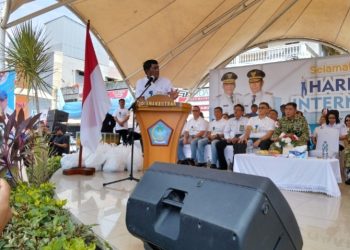 Gubernur Yulius Selvanus Tegaskan Komitmen Tingkatkan Kesejahteraan Buruh di Sulawesi Utara
