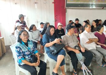 Antusias Warga Desa Wolaang Tinggi, Lansia dan Disabilitas Datang Sejak Pagi Gunakan Hak Pilih dalam Pemilihan Hukum Tua