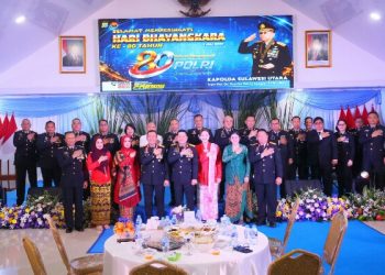 Syukuran Hari Bhayangkara ke-80, Kapolda Sulut Ajak Personel Tingkatkan Pengabdian dan Kepercayaan Publik