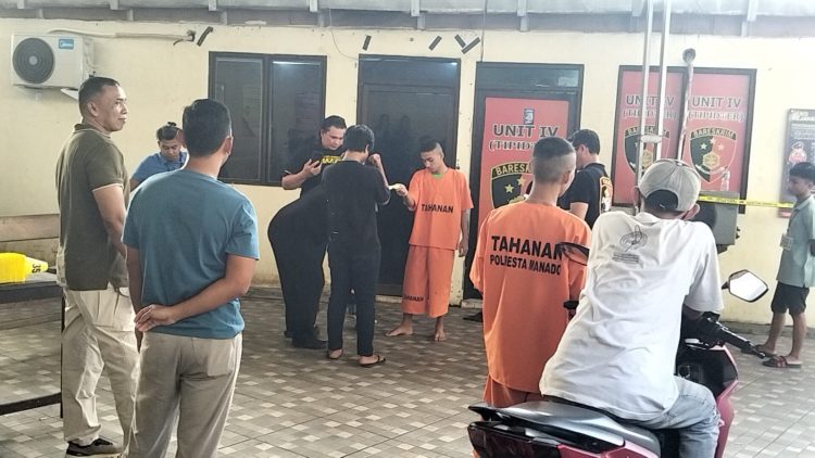 Tangis dan Teriakan Keluarga Warnai Rekonstruksi Kasus Pembunuhan di Mapolresta Manado