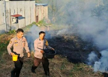 Lahan Alang-Alang di Tuminting Terbakar, Polda Sulut Apresiasi Respons Cepat Warga dan Petugas