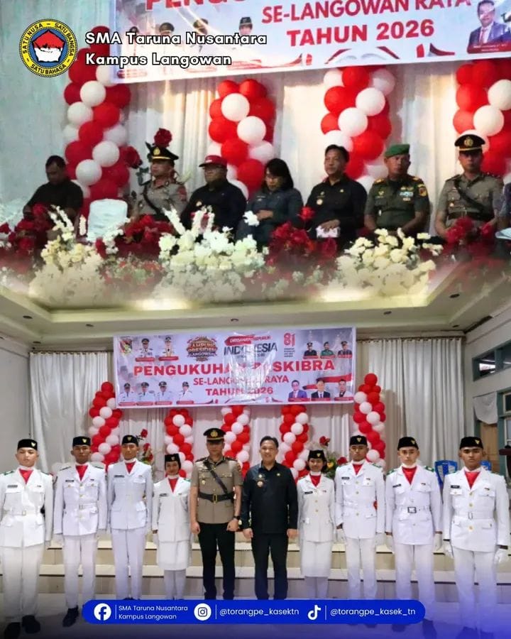 Siswa SMA Taruna Nusantara Kampus Langowan Dikukuhkan sebagai Anggota Paskibraka Kecamatan Langowan Raya