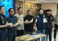 Polda Sulut Gagalkan Penyelundupan 16 Batang Emas Ilegal oleh Dua WNA Asal China di Bandara Sam Ratulangi